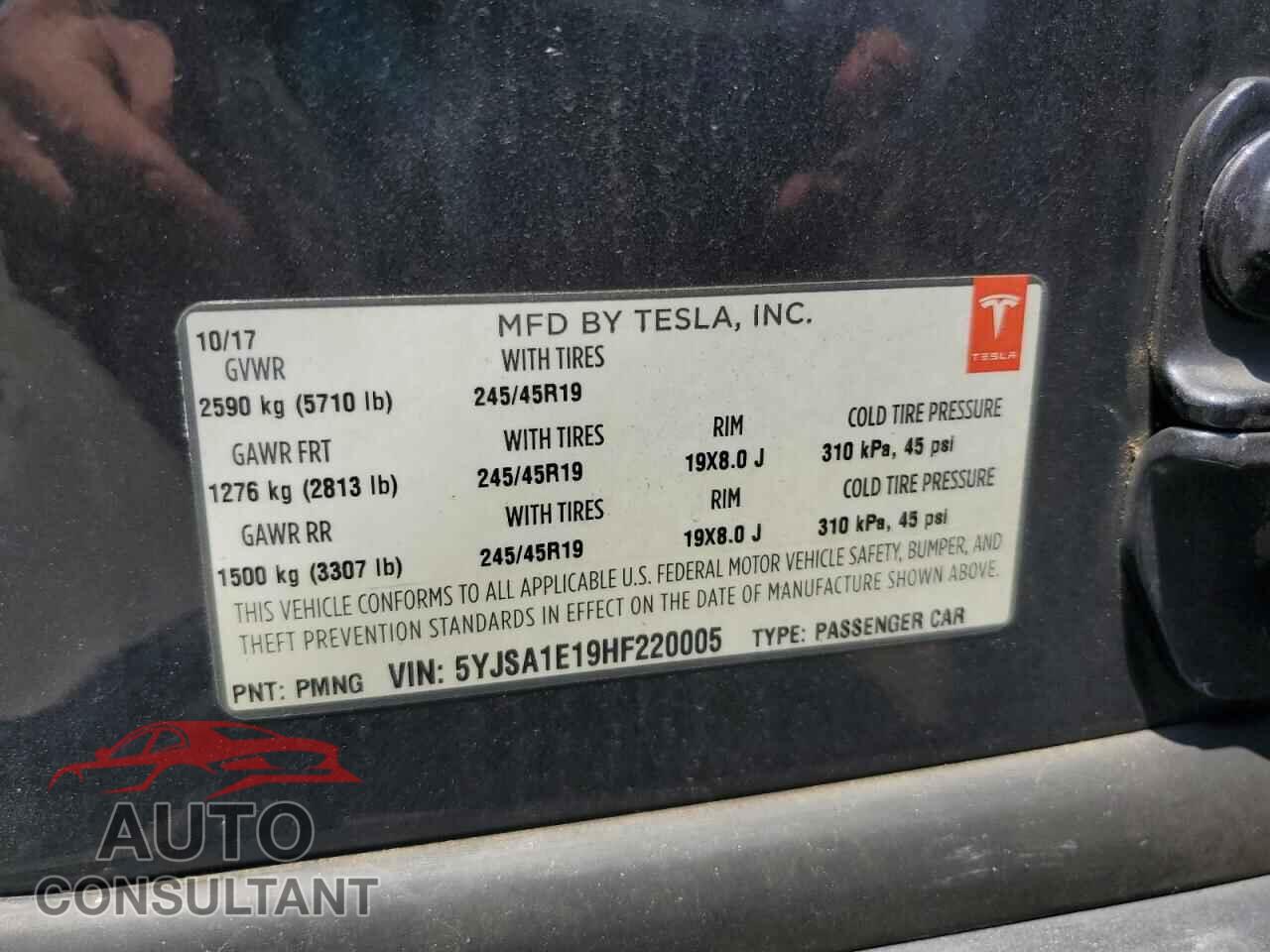 TESLA MODEL S 2017 - 5YJSA1E19HF220005