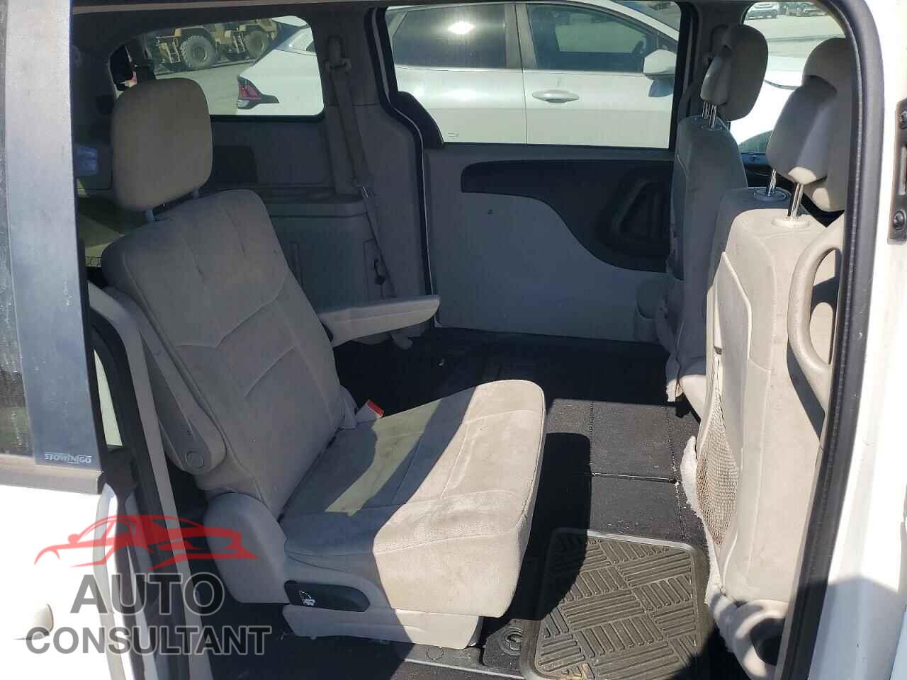 DODGE CARAVAN 2011 - 2D4RN4DG0BR706629