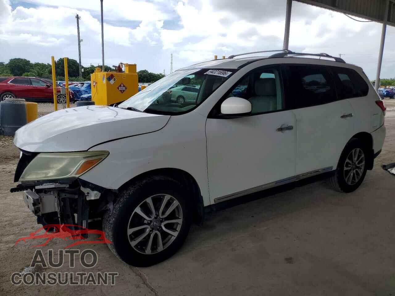 NISSAN PATHFINDER 2013 - 5N1AR2MN1DC657501