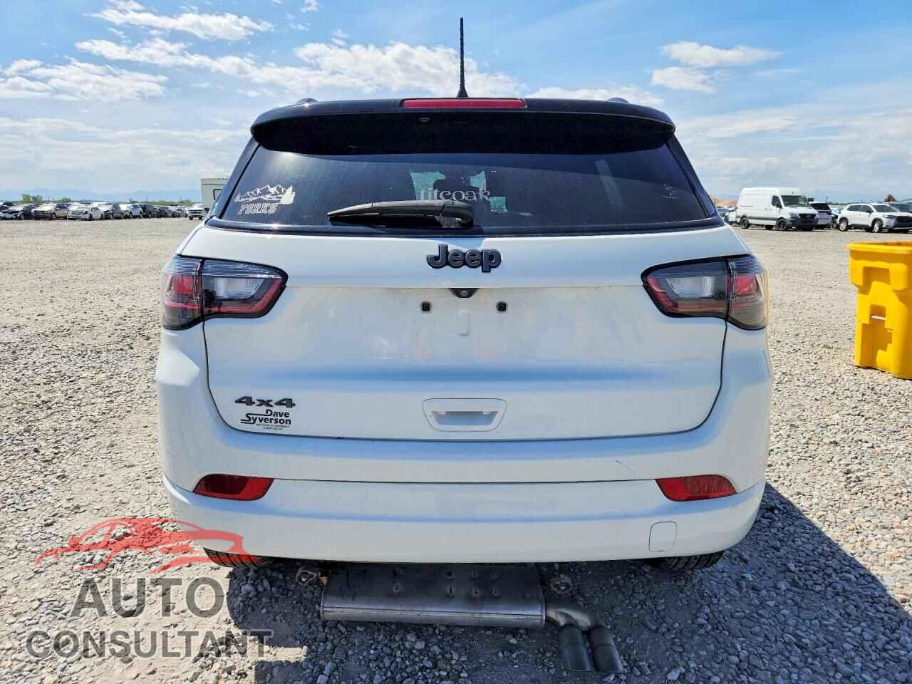 JEEP COMPASS 2022 - 3C4NJDCB6NT231261