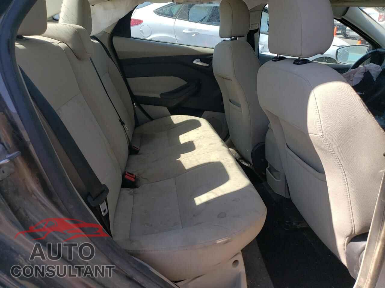FORD FOCUS 2016 - 1FADP3F28GL262760