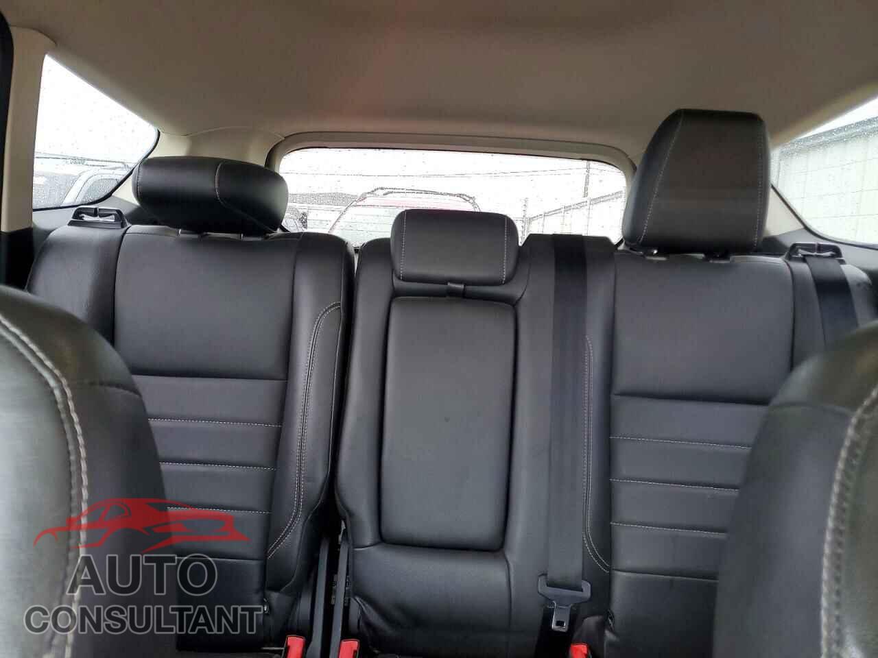 FORD ESCAPE 2013 - 1FMCU9H97DUC95052