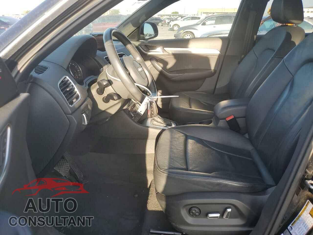 AUDI Q3 2016 - WA1BFCFSXGR017177