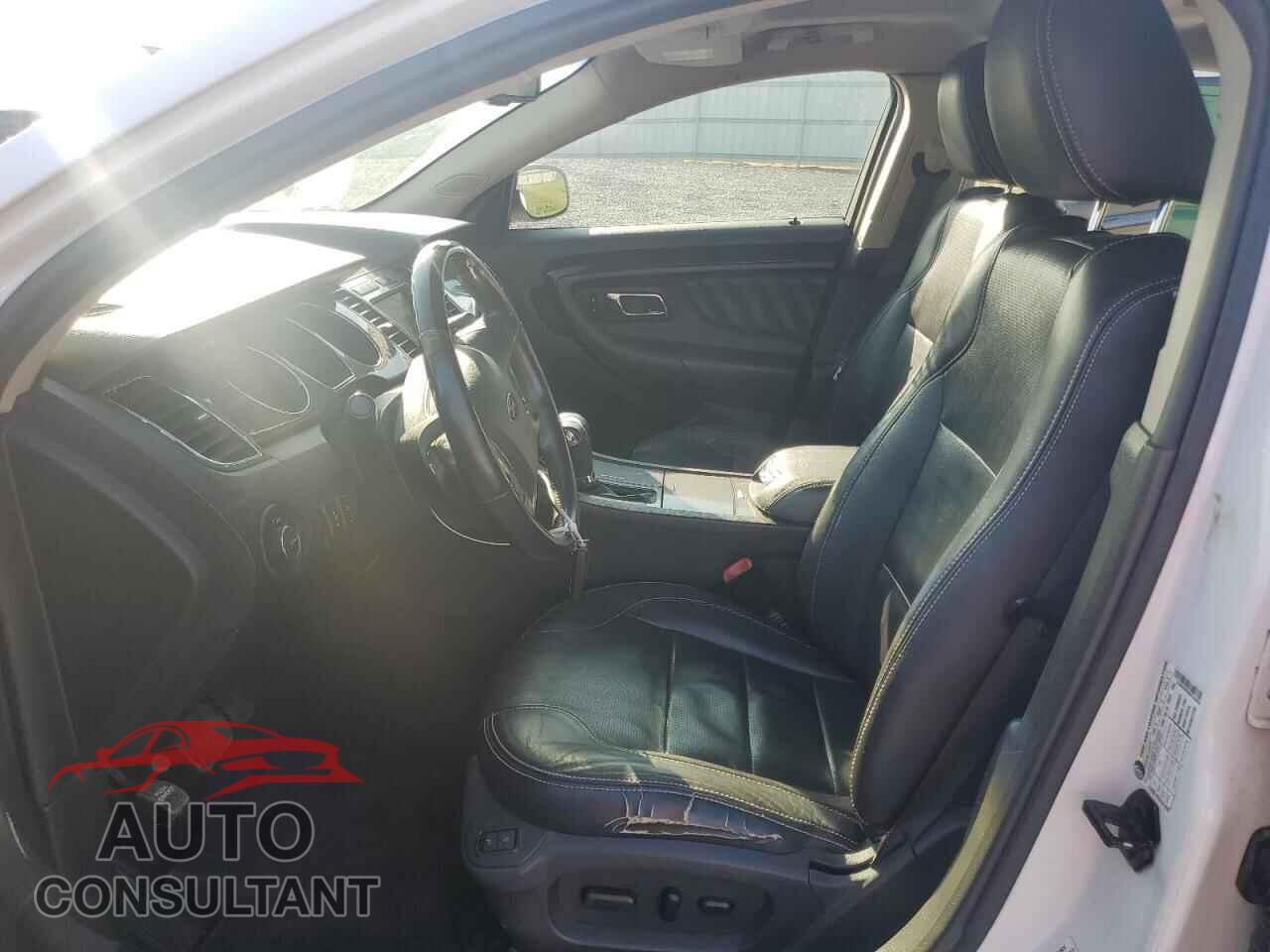 FORD TAURUS 2011 - 1FAHP2FW9BG136505