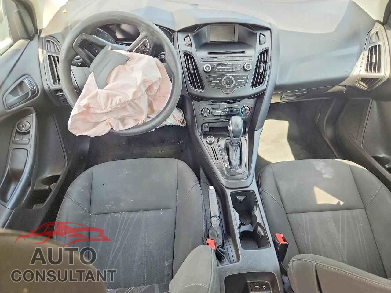 FORD FOCUS 2016 - 1FADP3E27GL211722