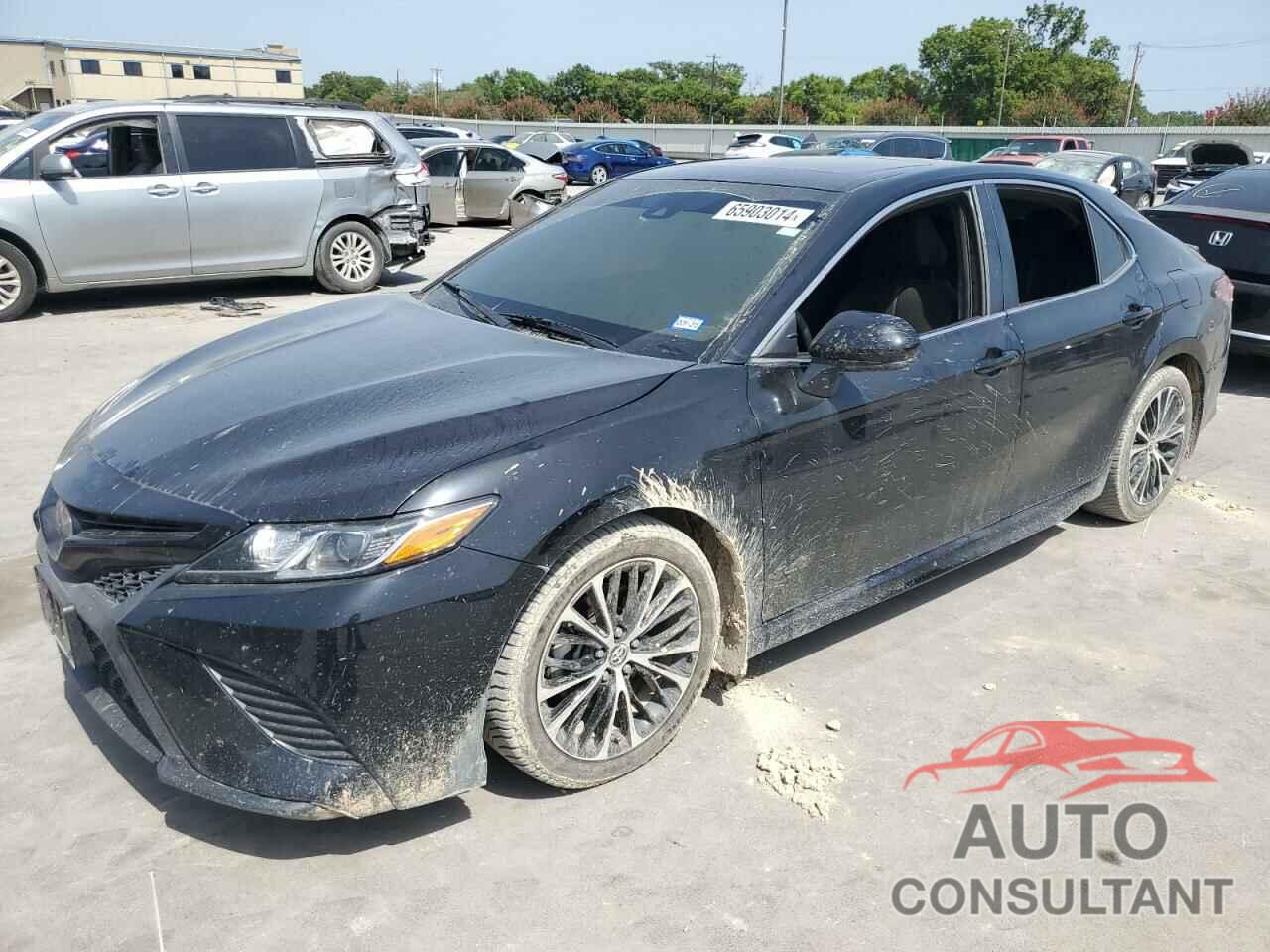 TOYOTA CAMRY 2018 - 4T1B11HK8JU621090
