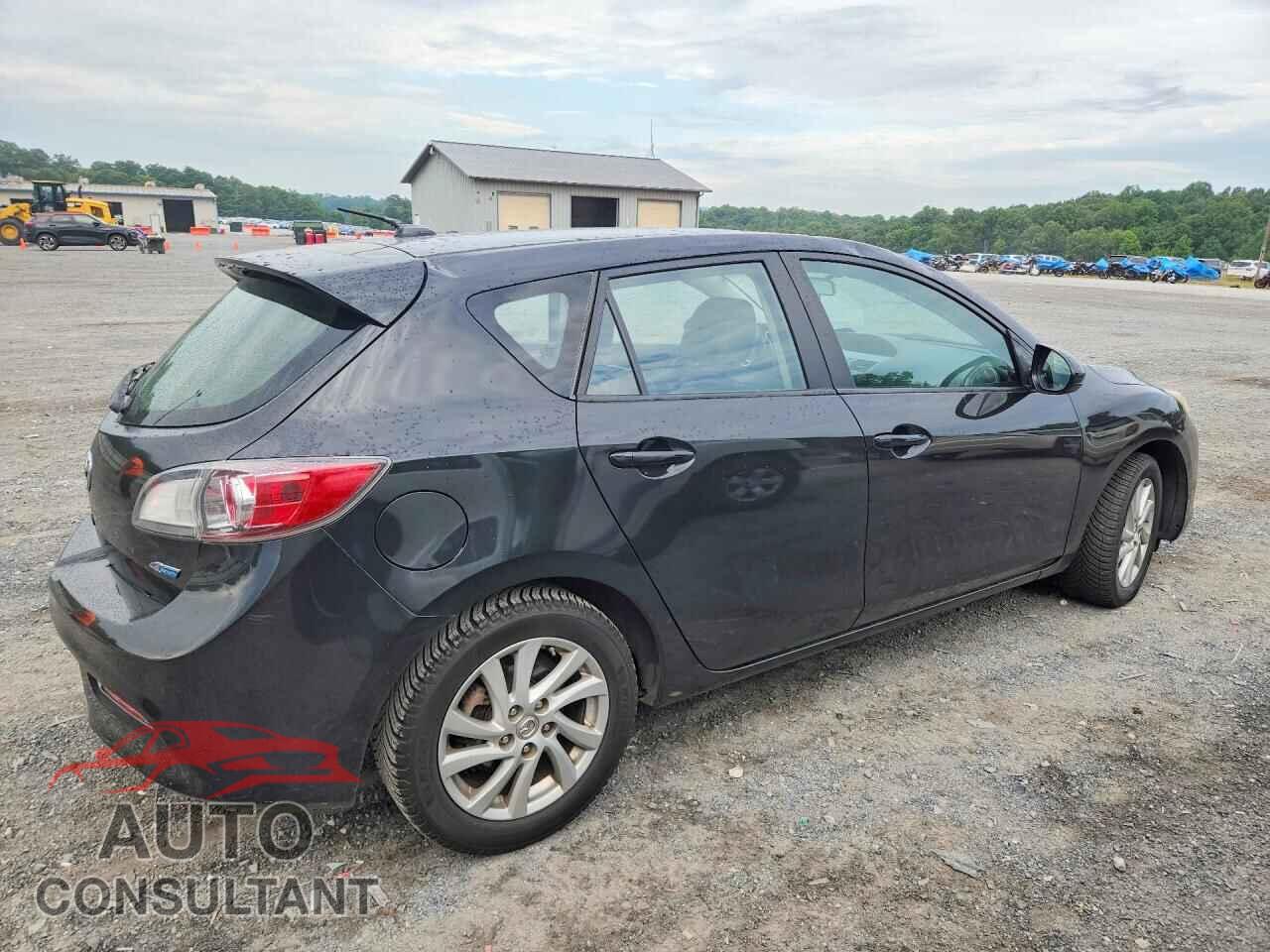 MAZDA 3 2012 - JM1BL1M85C1564408