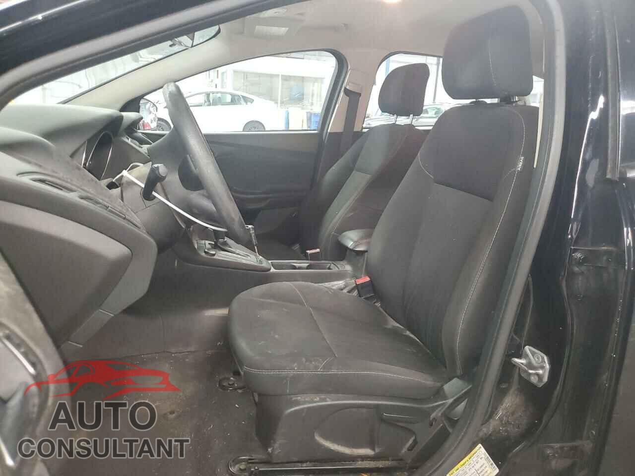FORD FOCUS 2016 - 1FADP3K21GL294147