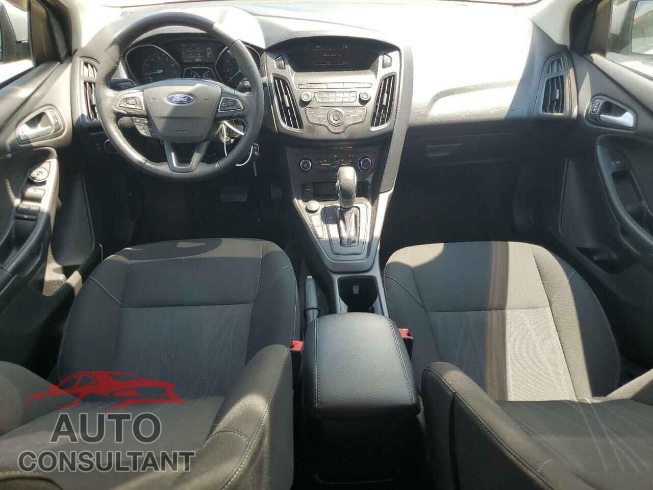 FORD FOCUS 2018 - 1FADP3F22JL286298