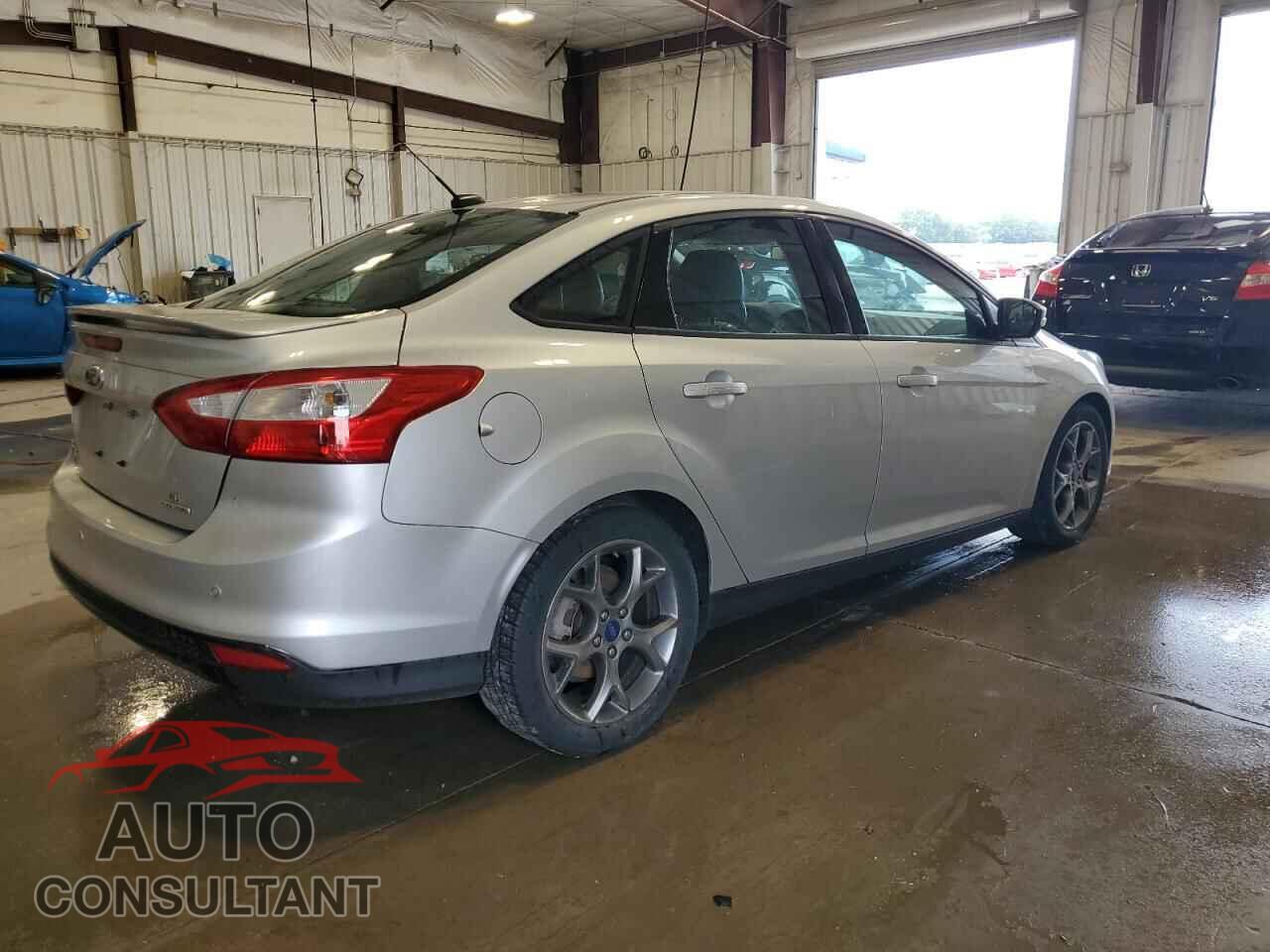 FORD FOCUS 2014 - 1FADP3F22EL209727