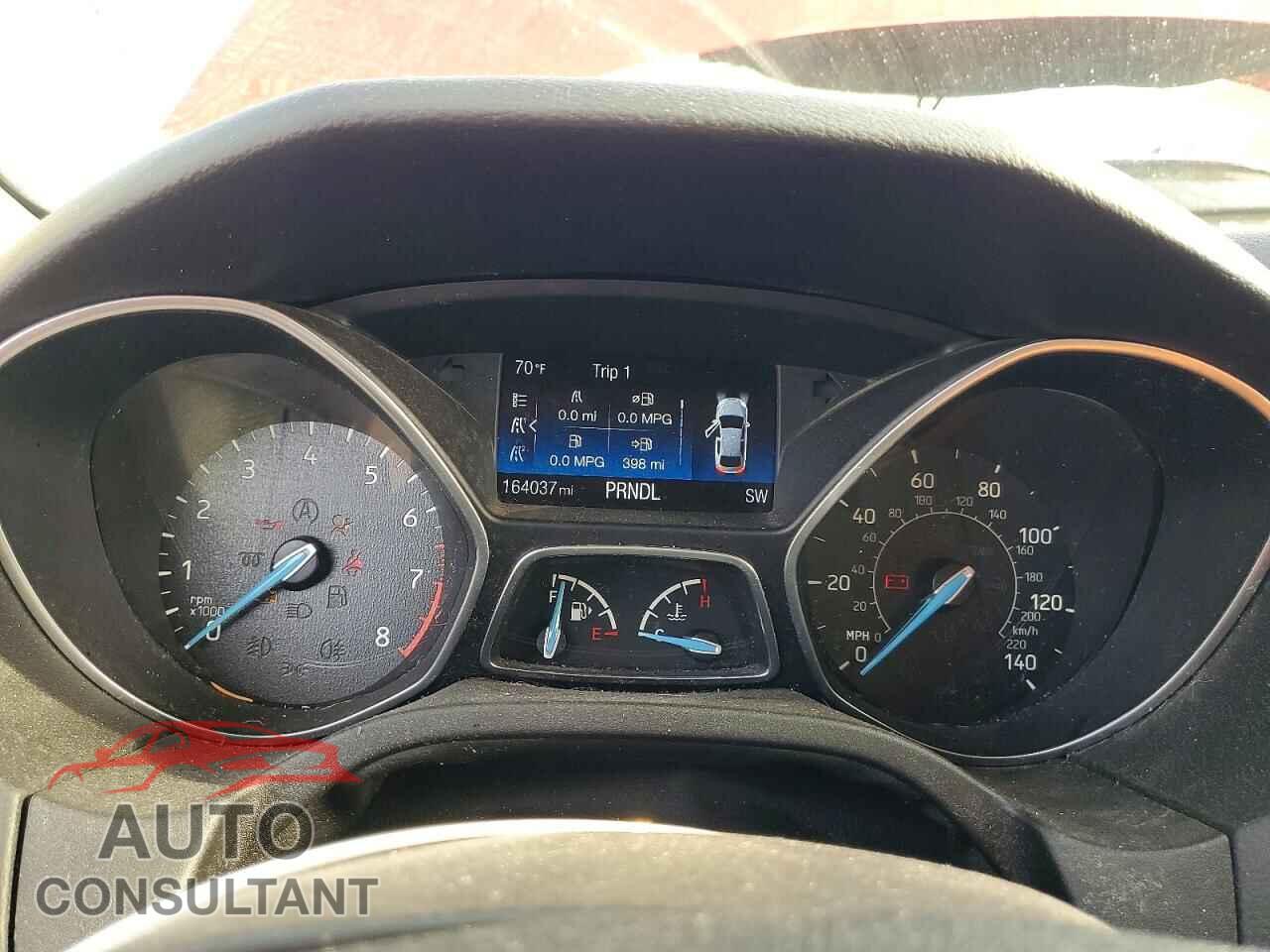 FORD FOCUS 2015 - 1FADP3K24FL359748