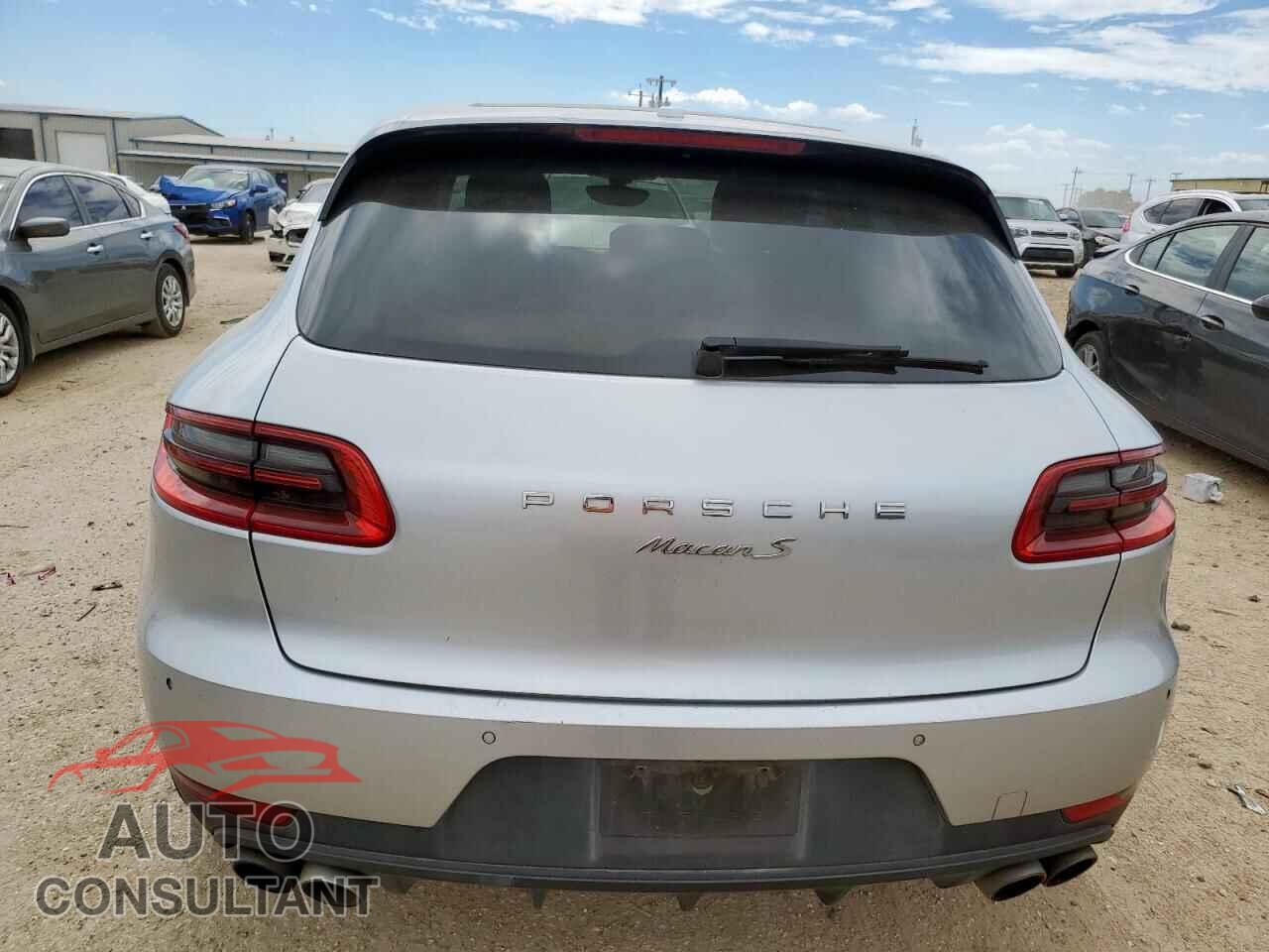PORSCHE MACAN 2016 - WP1AB2A52GLB57038