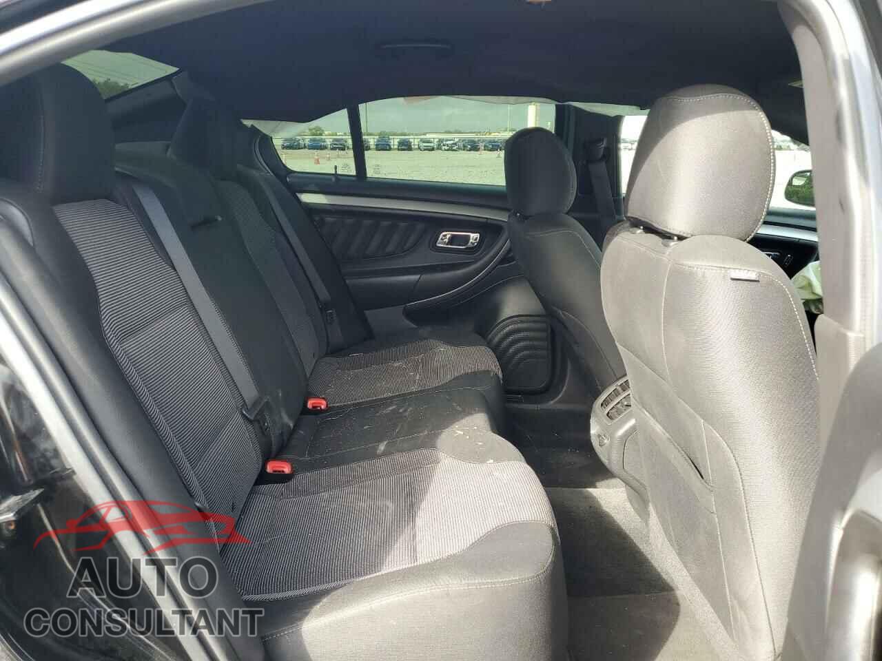 FORD TAURUS 2017 - 1FAHP2E87HG121514