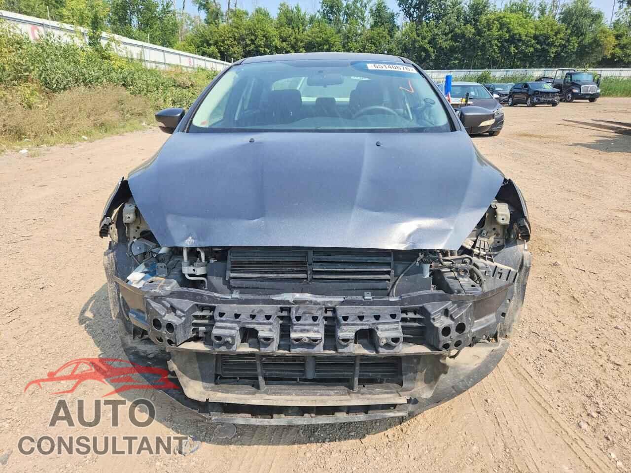 FORD FOCUS 2017 - 1FADP3F21HL219220