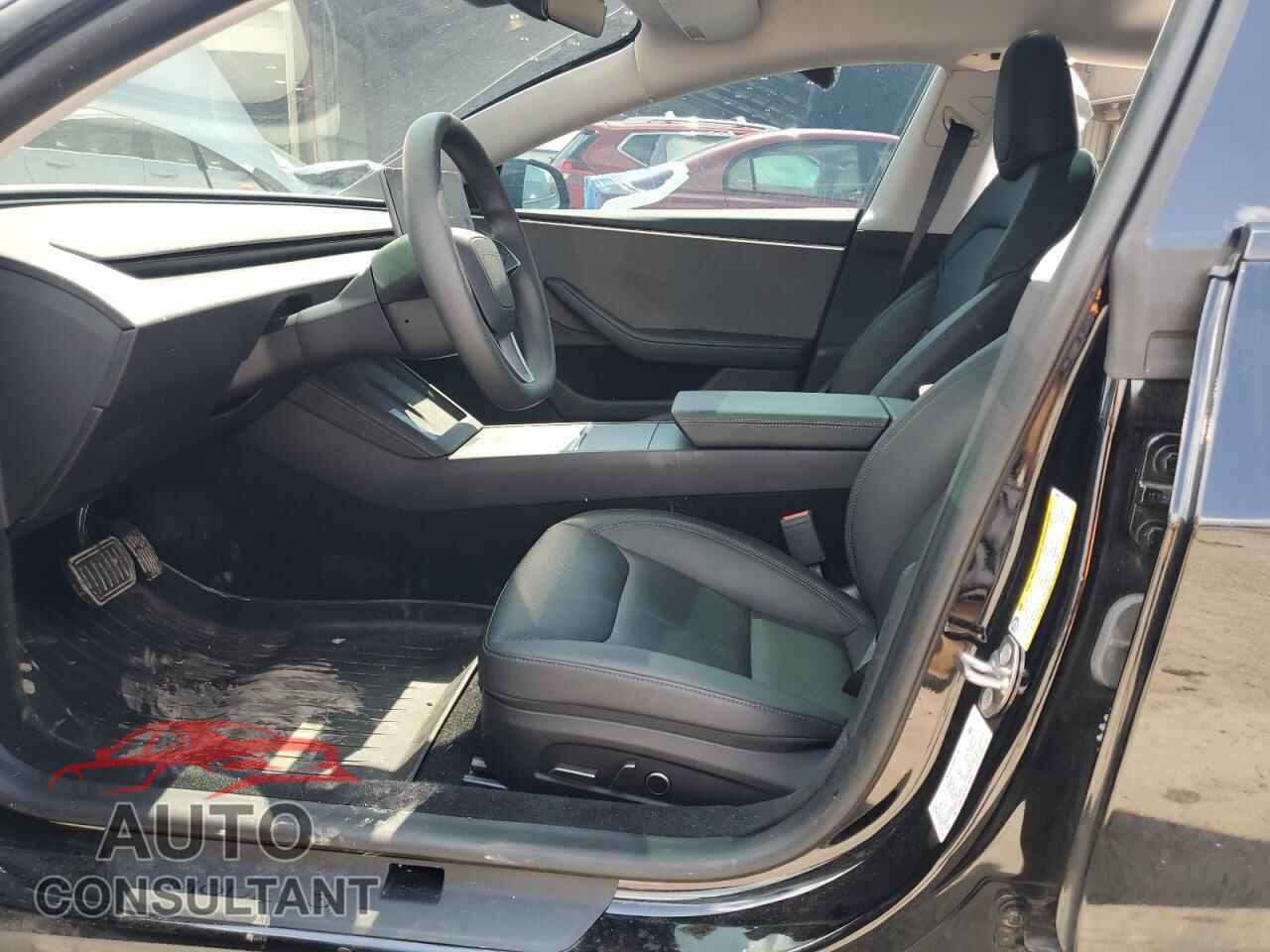 TESLA MODEL 3 2024 - 5YJ3E1EA1RF749359