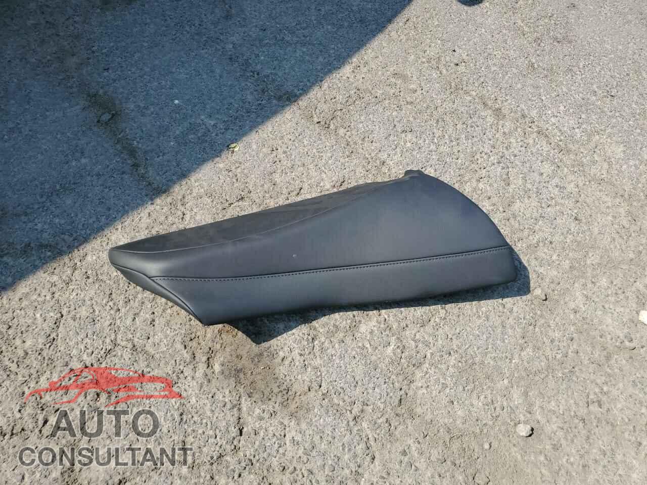 TESLA MODEL 3 2023 - 5YJ3E1EB8PF467676