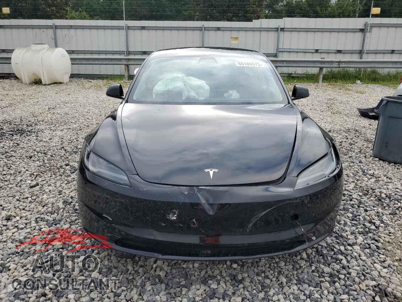 TESLA MODEL 3 2025 - 5YJ3E1EA0SF959876