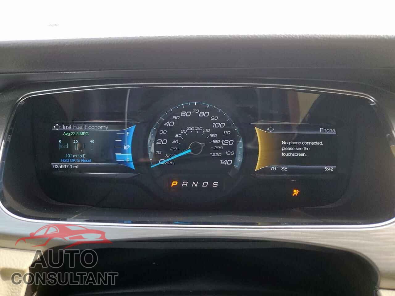 FORD TAURUS 2017 - 1FAHP2E80HG125792