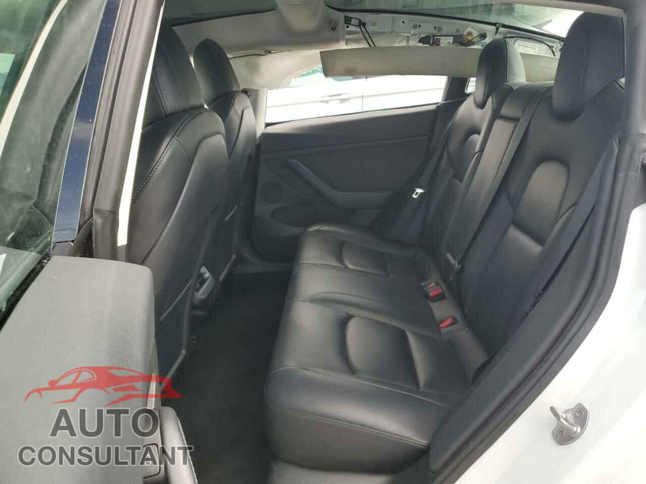 TESLA MODEL 3 2023 - 5YJ3E1EA0PF448305