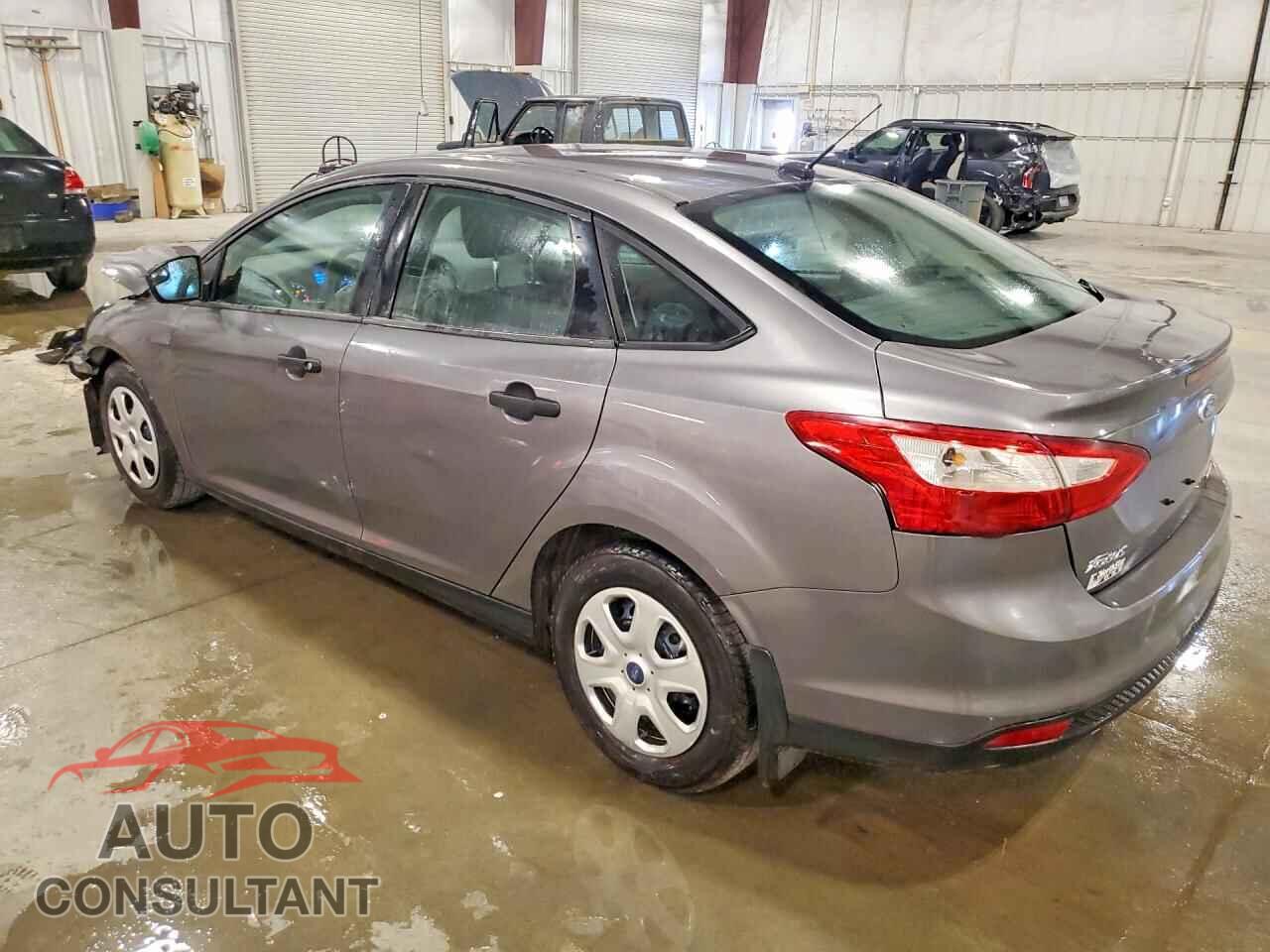 FORD FOCUS 2013 - 1FADP3E28DL381938