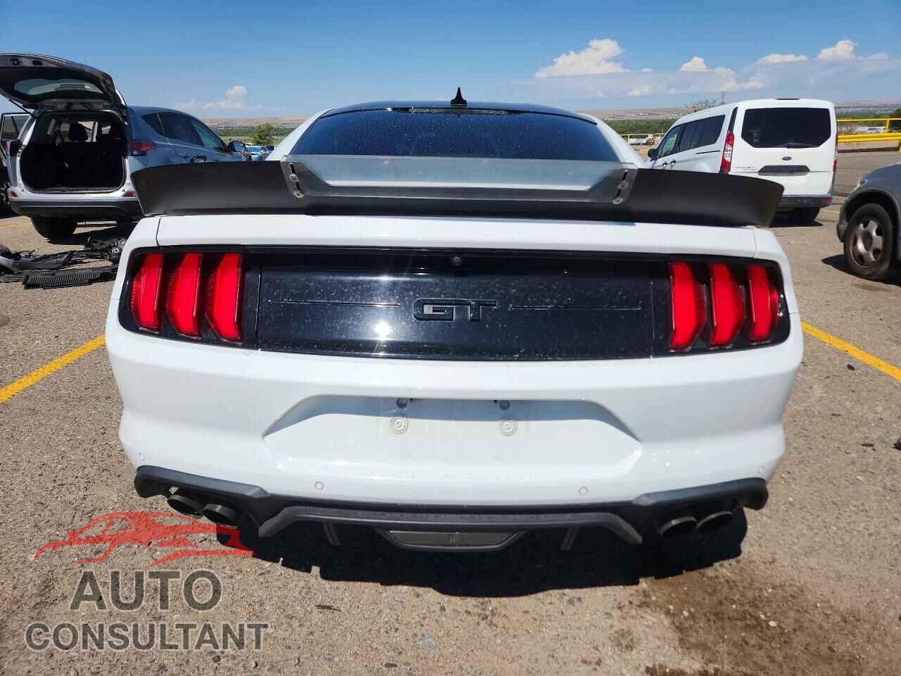 FORD MUSTANG 2022 - 1FA6P8CF2N5121777