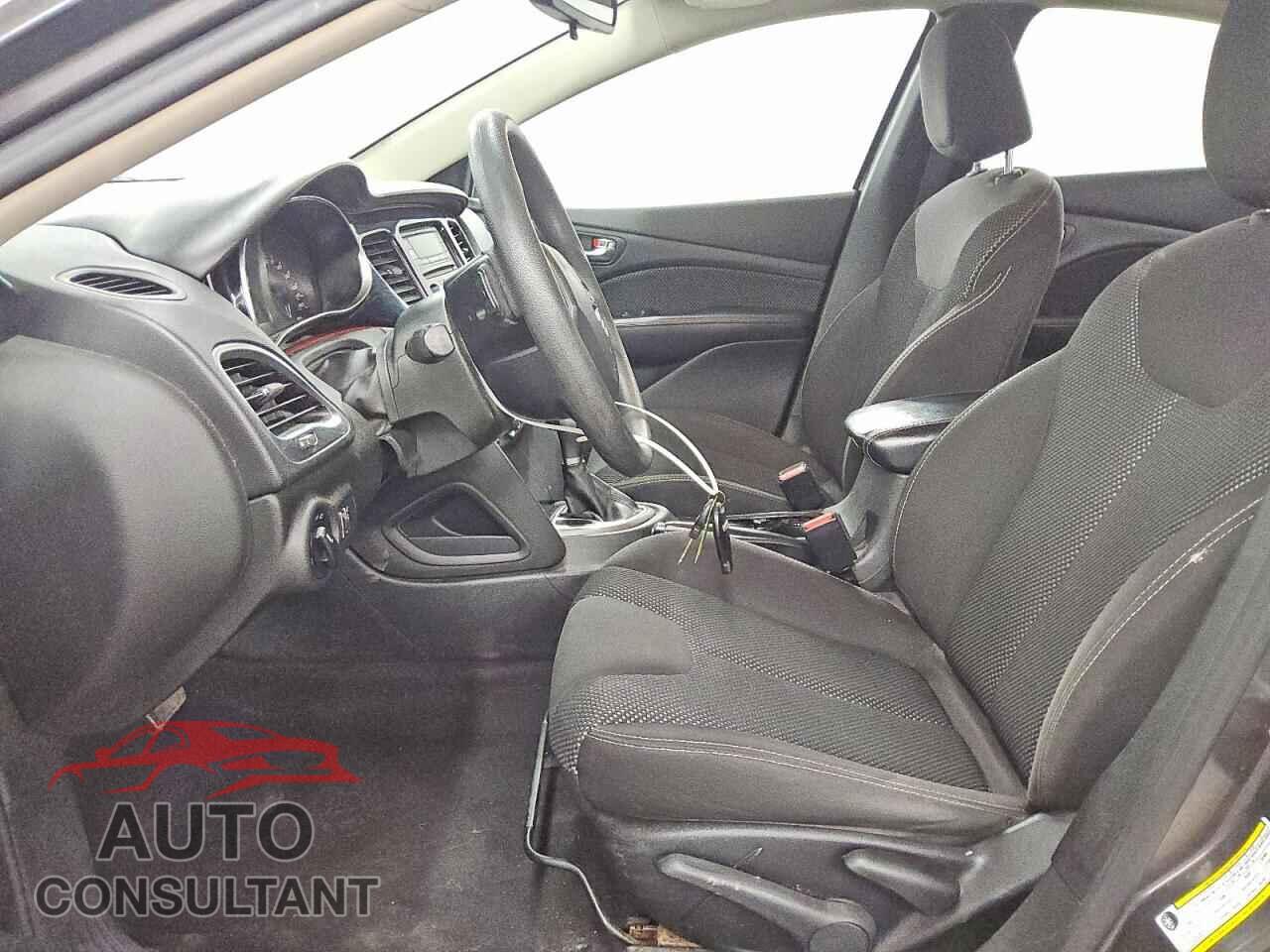 DODGE DART 2015 - 1C3CDFBB8FD265290