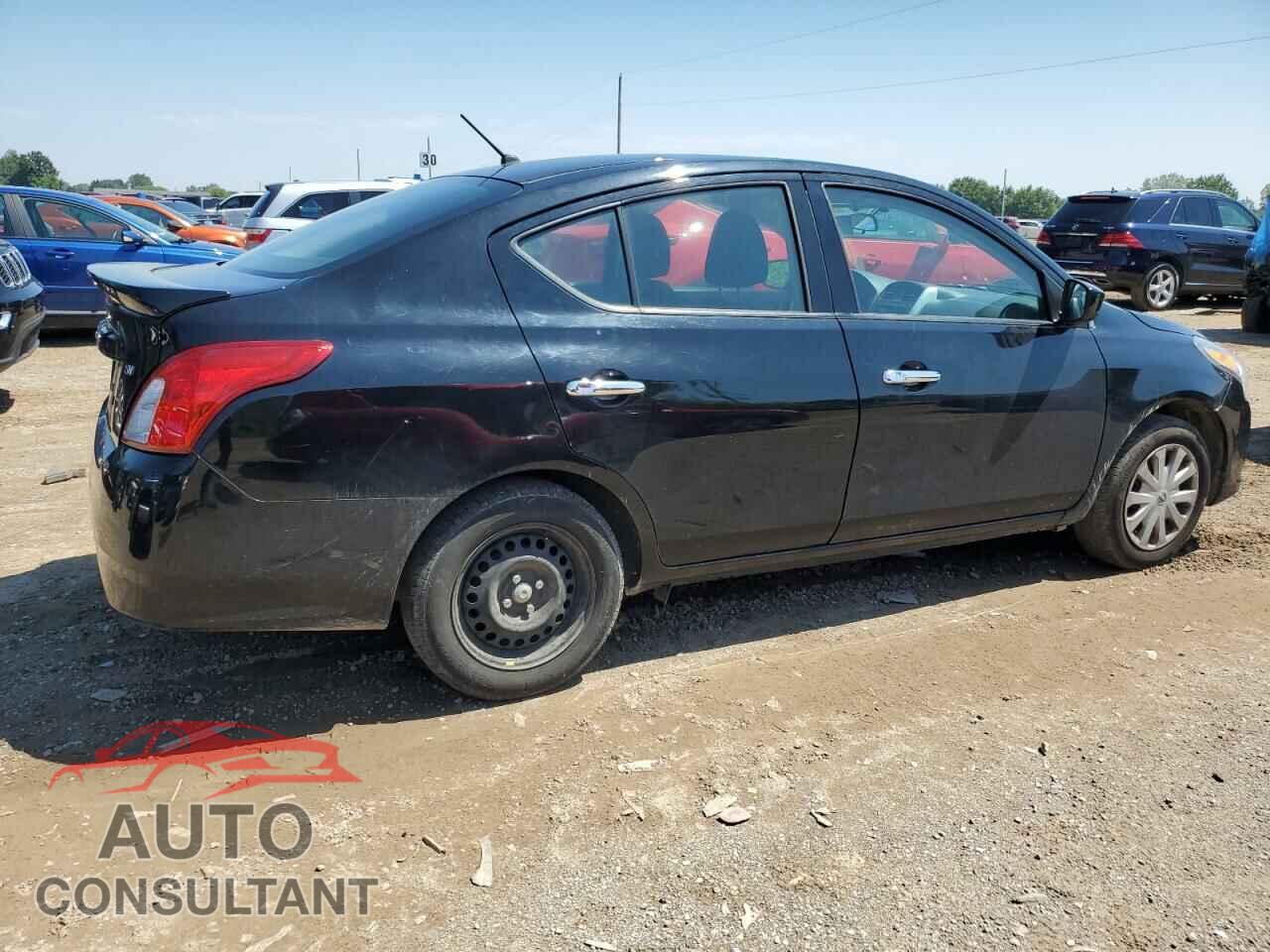 NISSAN VERSA 2017 - 3N1CN7AP2HL842729
