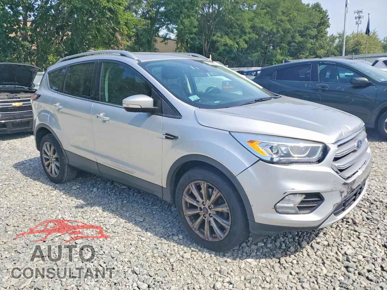 FORD ESCAPE 2017 - 1FMCU9JD4HUF00248