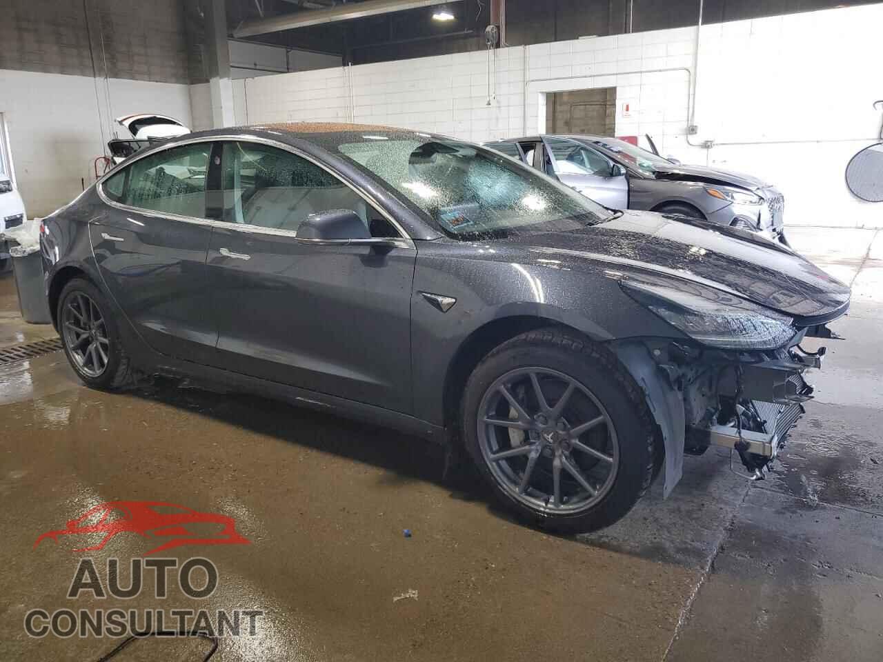 TESLA MODEL 3 2018 - 5YJ3E1EA4JF021751