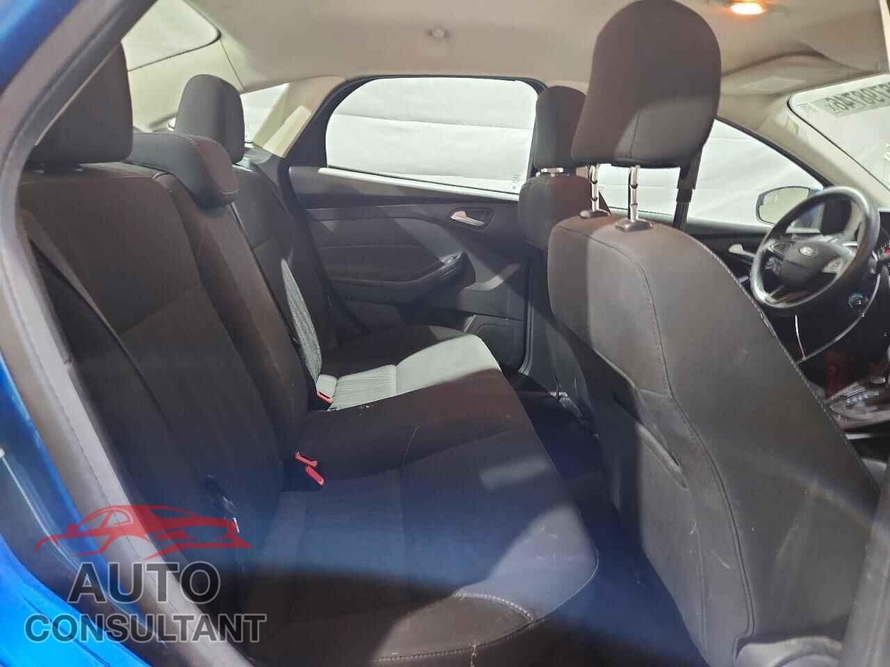 FORD FOCUS 2016 - 1FADP3F23GL248118