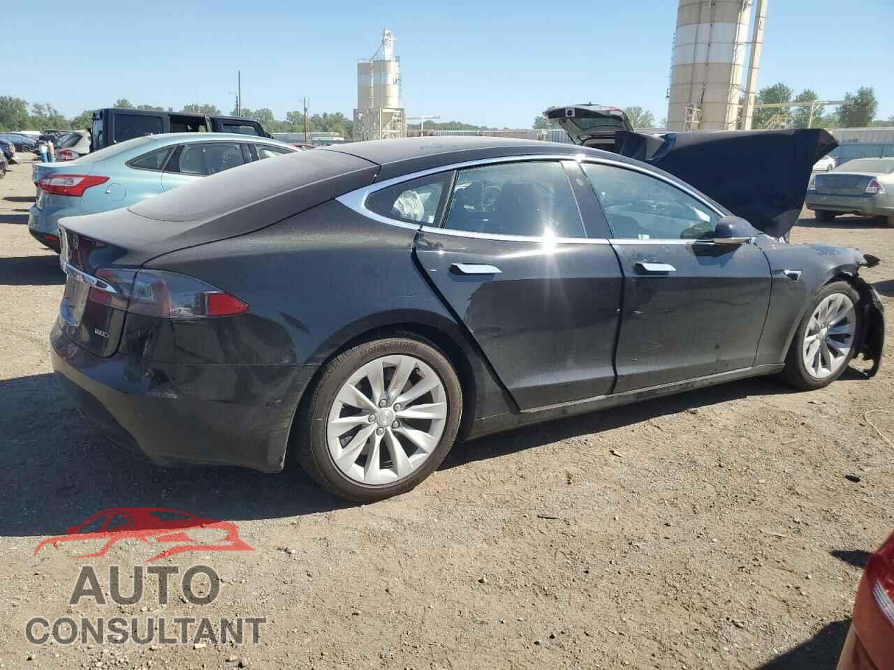 TESLA MODEL S 2018 - 5YJSA1E26JF286459