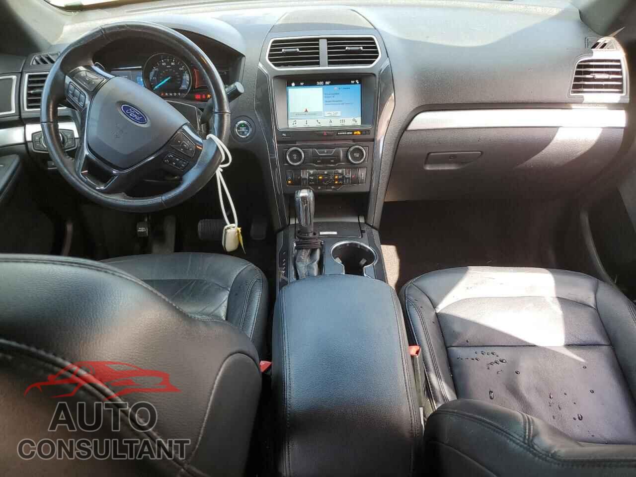 FORD EXPLORER 2017 - 1FM5K8D88HGE07500