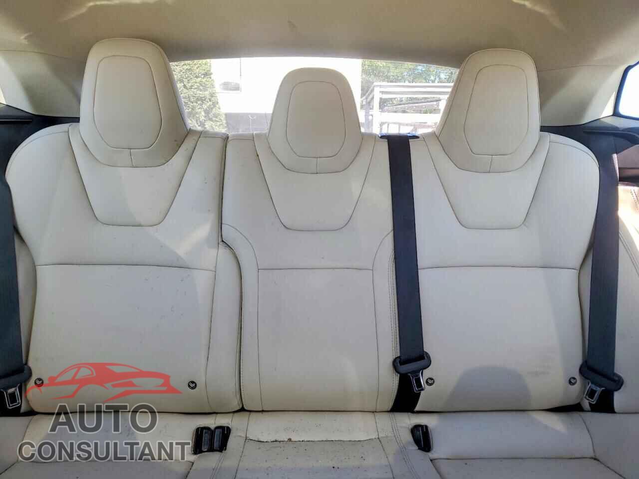 TESLA MODEL S 2018 - 5YJSA1E23JF293238