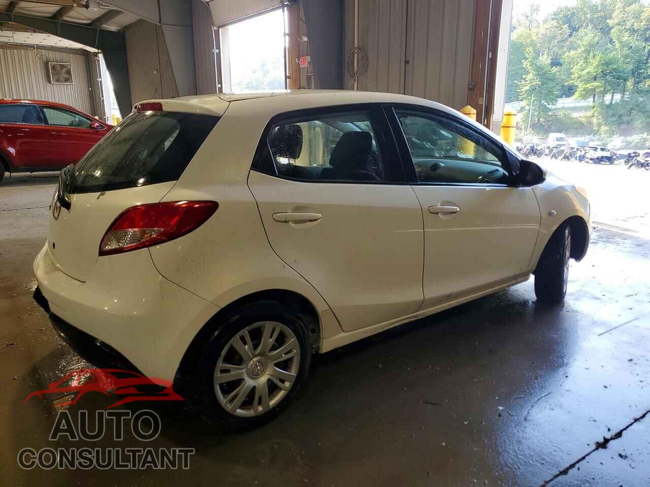 MAZDA 2 2011 - JM1DE1HZ2B0130165