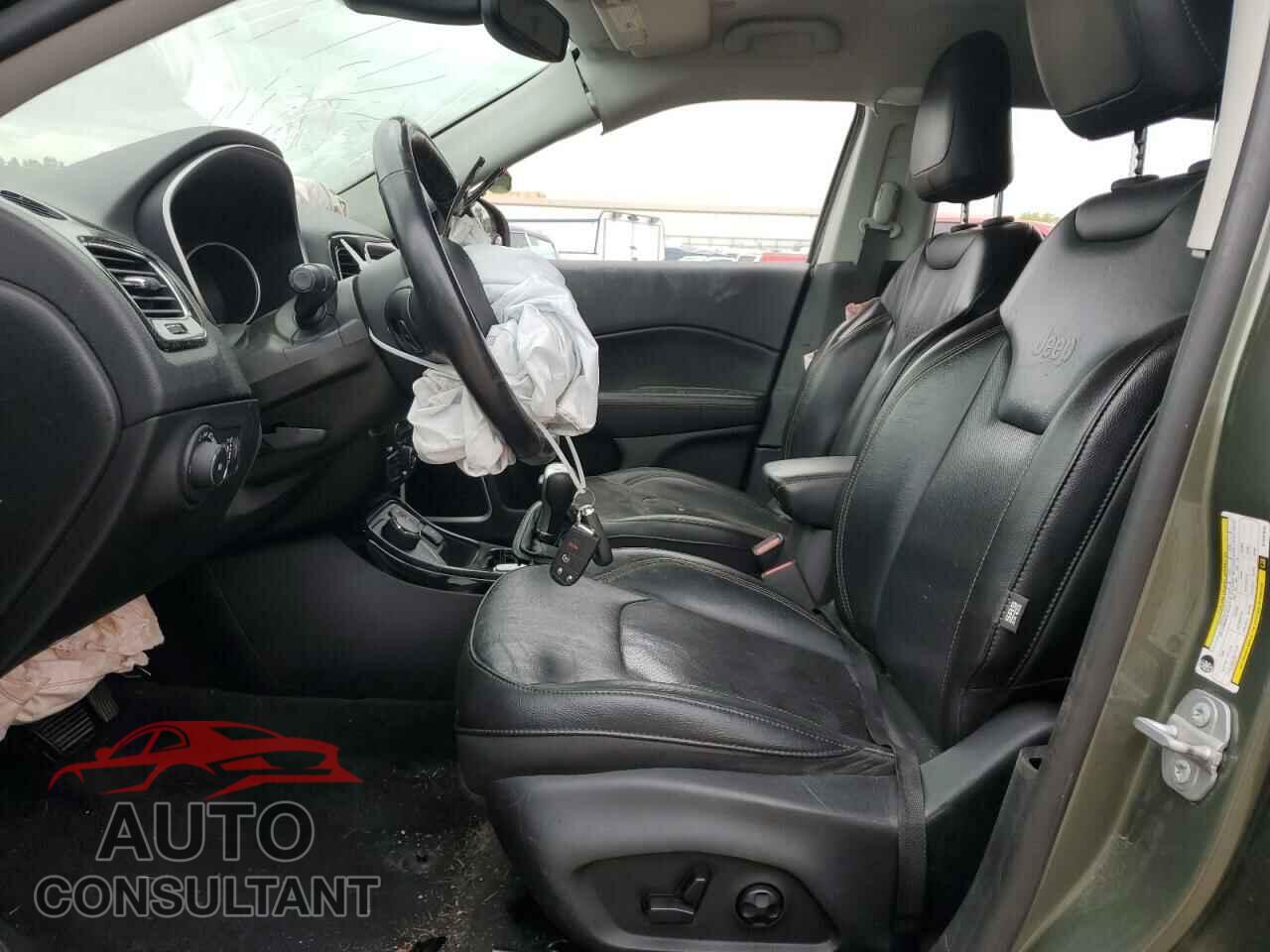 JEEP COMPASS 2019 - 3C4NJDCB2KT697345