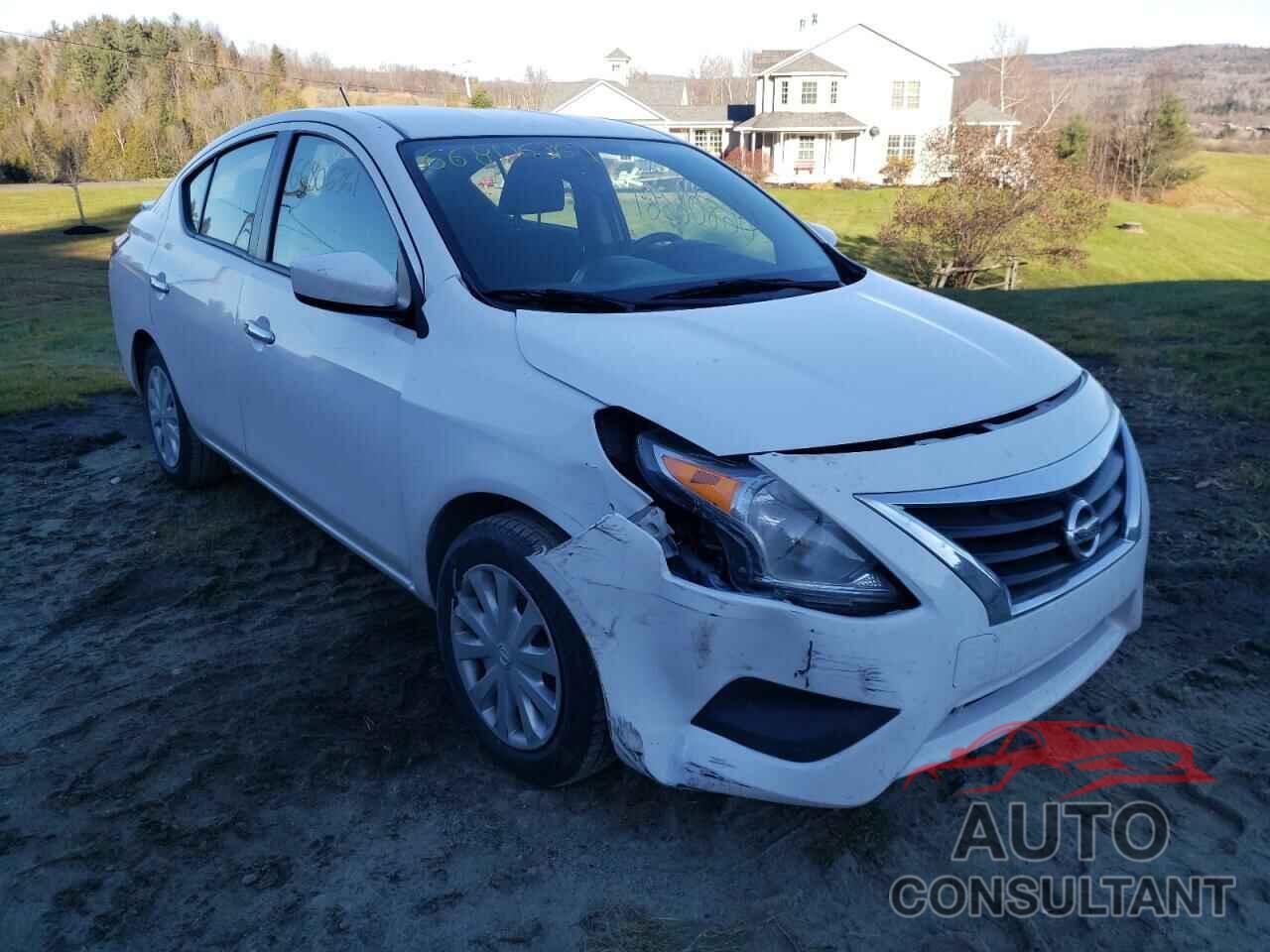 NISSAN VERSA 2019 - 3N1CN7AP6KL861985
