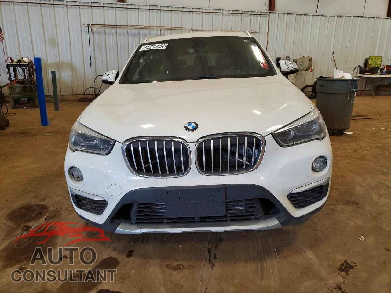 BMW X1 2017 - WBXHT3C32H5F78185