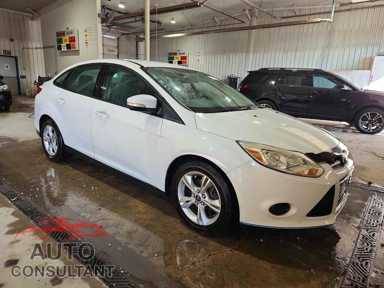 FORD FOCUS 2014 - 1FADP3F28EL309847