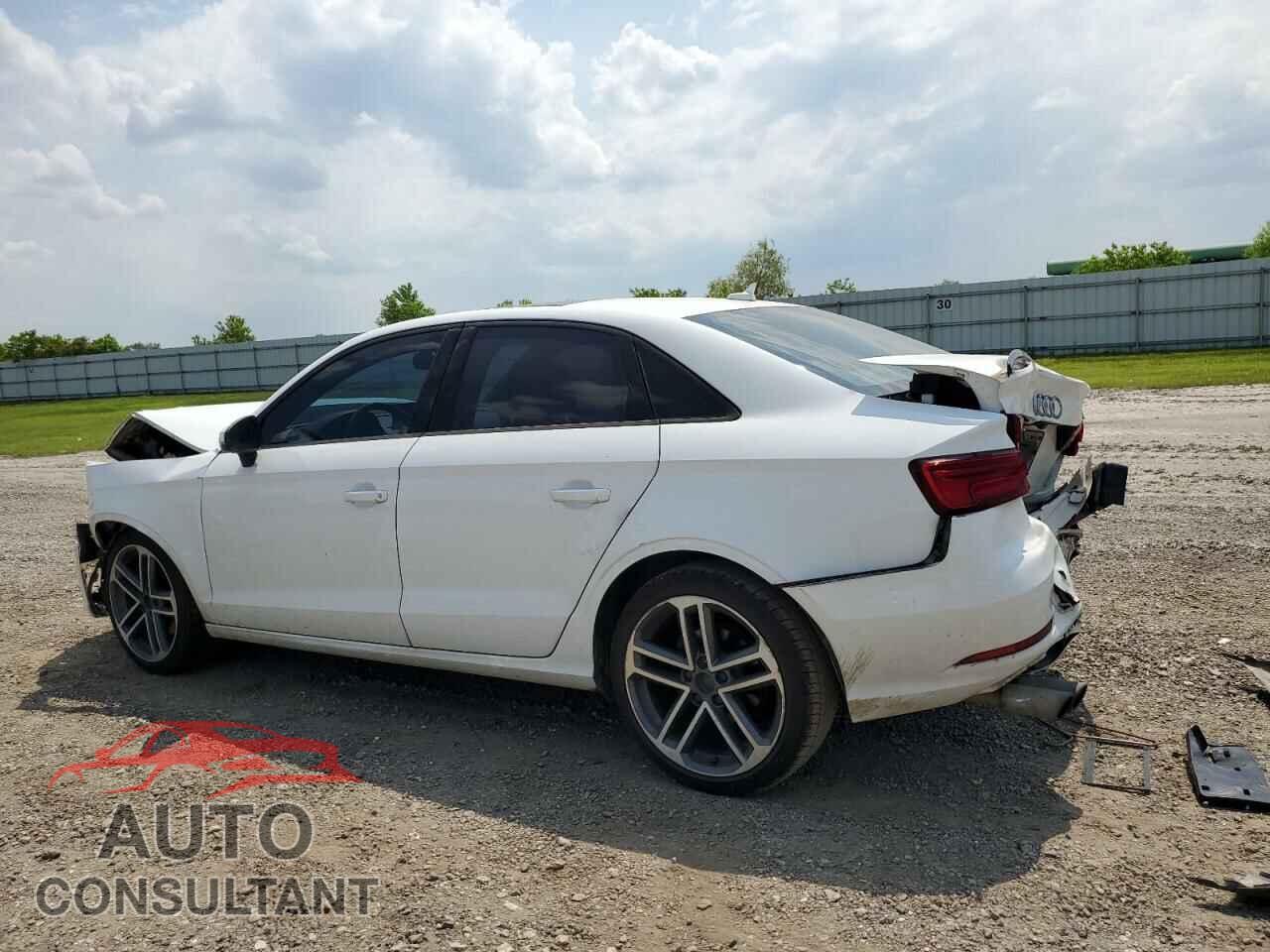 AUDI A3 2018 - WAUAUGFF8J1024875
