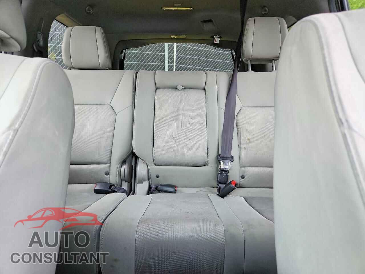 HONDA PILOT 2013 - 5FNYF3H27DB042245