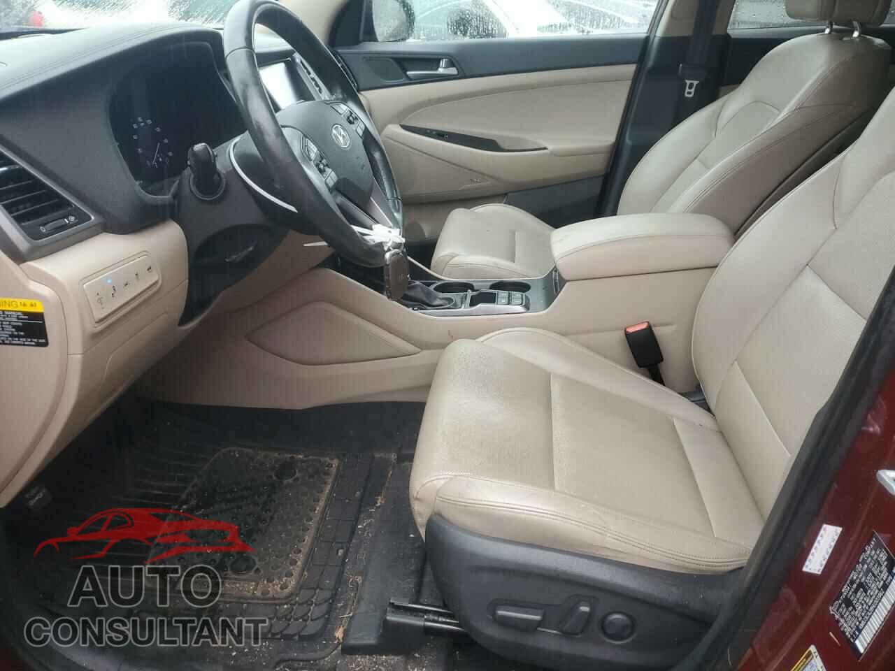 HYUNDAI TUCSON 2017 - KM8J3CA28HU303962