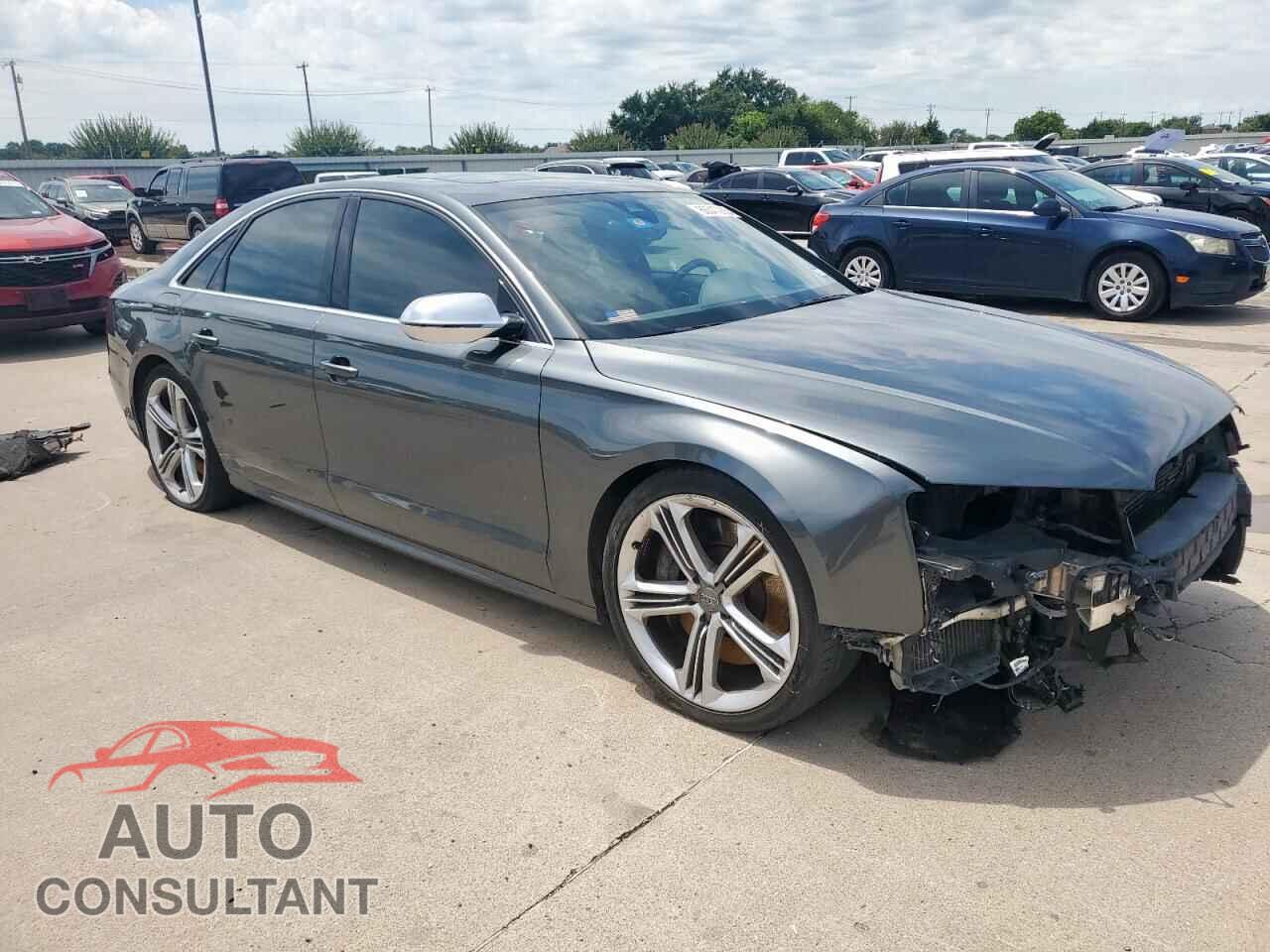 AUDI S8 2013 - WAUD2AFD8DN015511