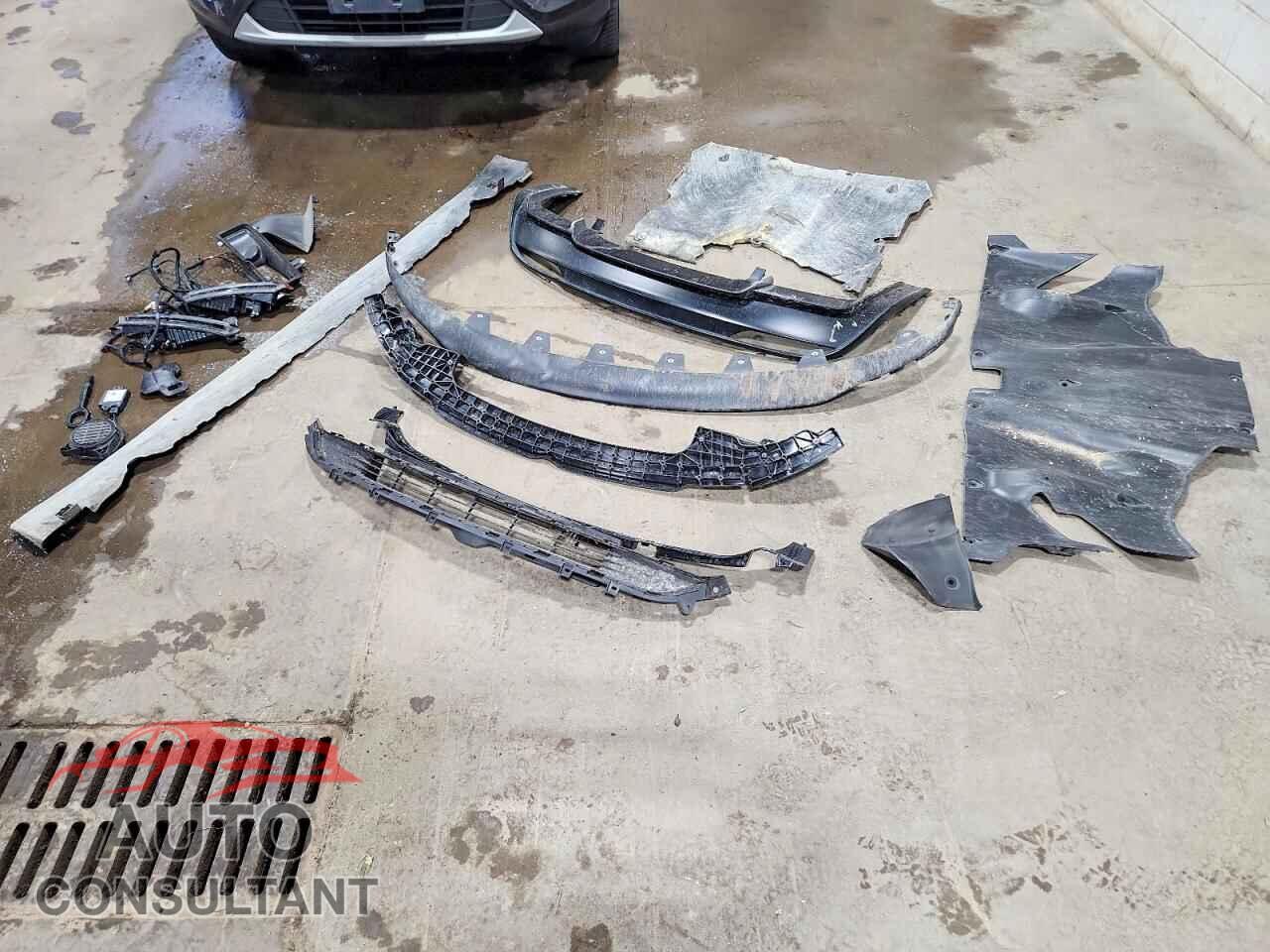 TESLA MODEL 3 2024 - 5YJ3E1ETXRF826845