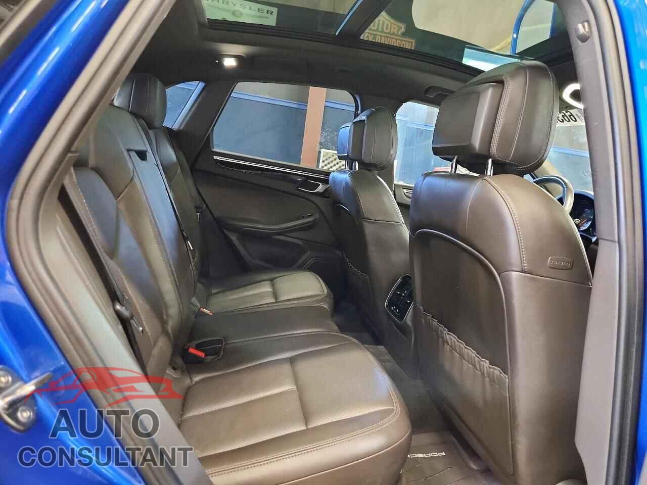 PORSCHE MACAN 2016 - WP1AB2A5XGLB49771