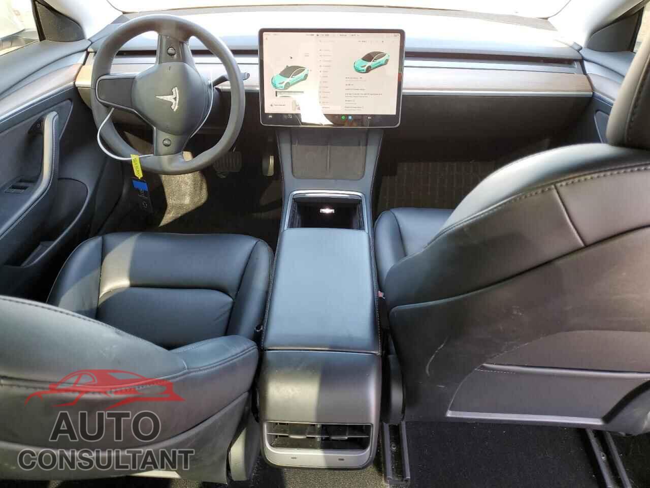 TESLA MODEL 3 2021 - 5YJ3E1EA4MF074809