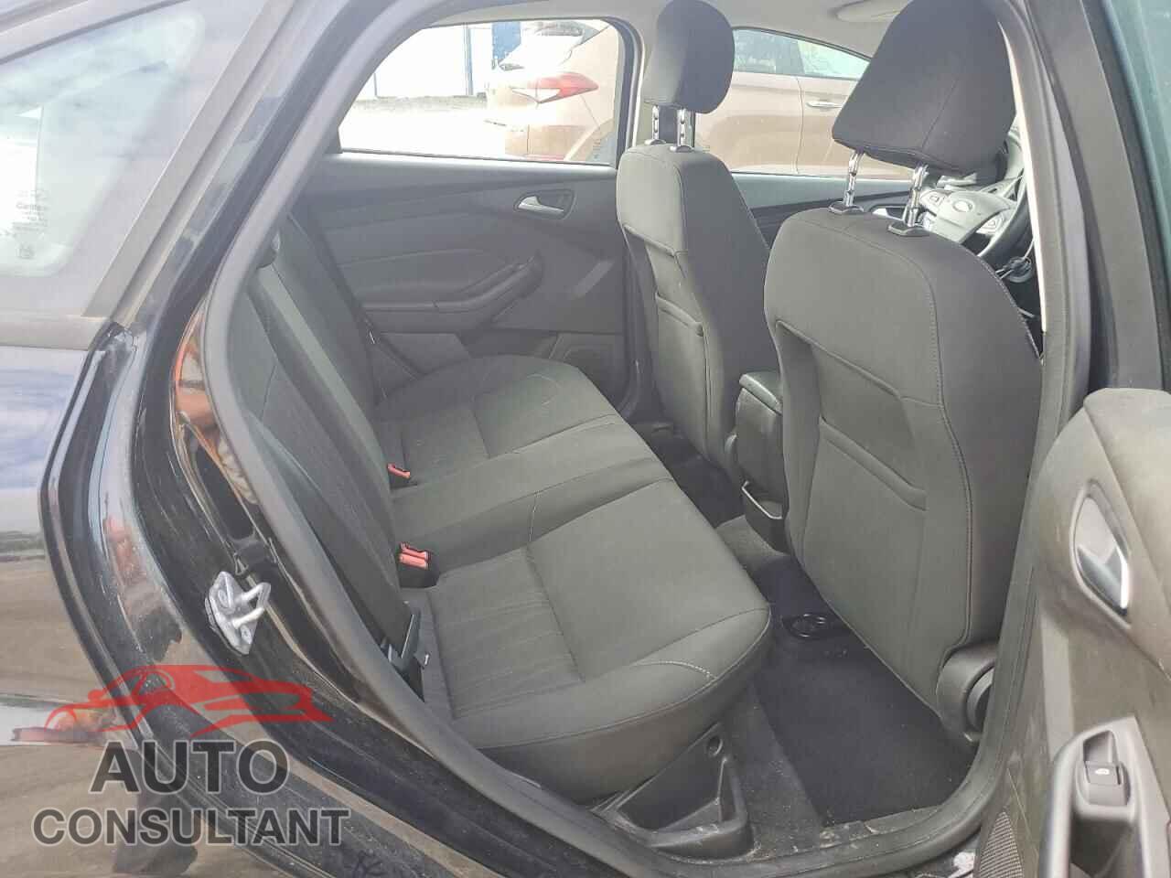 FORD FOCUS 2016 - 1FADP3F23GL233280