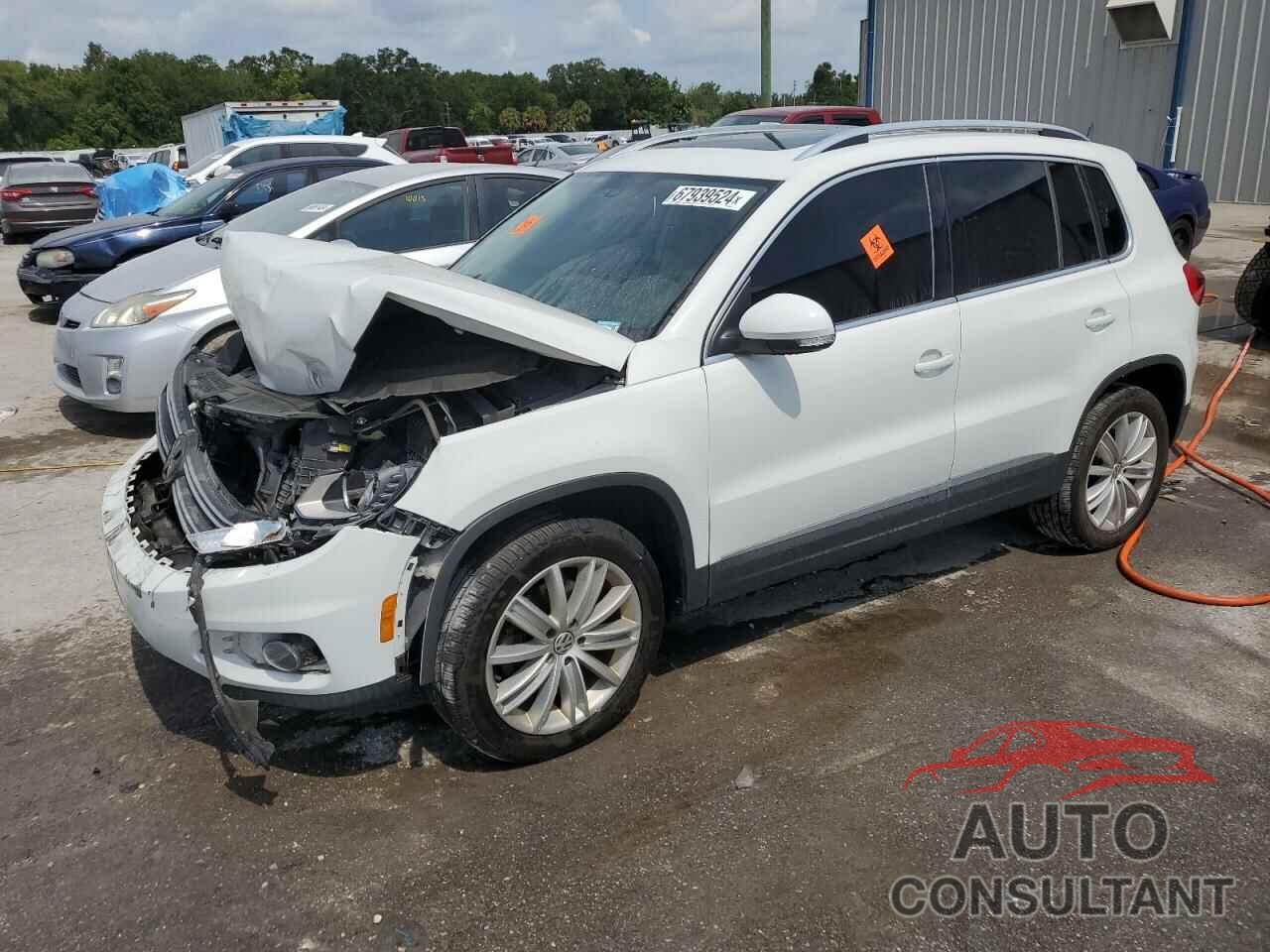 VOLKSWAGEN TIGUAN 2016 - WVGAV7AX3GW581605