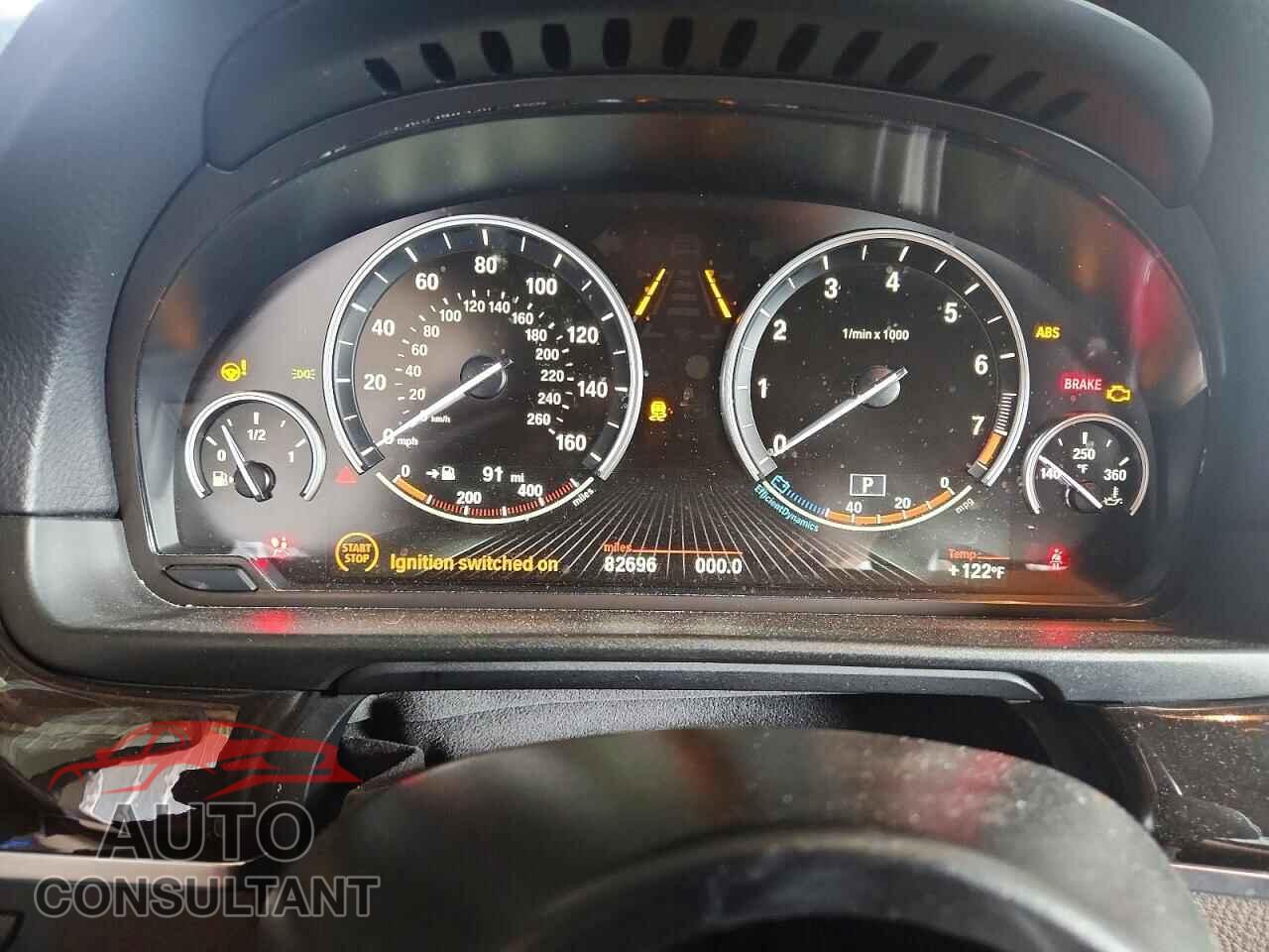 BMW 5 SERIES 2015 - WBA5A5C55FD517462