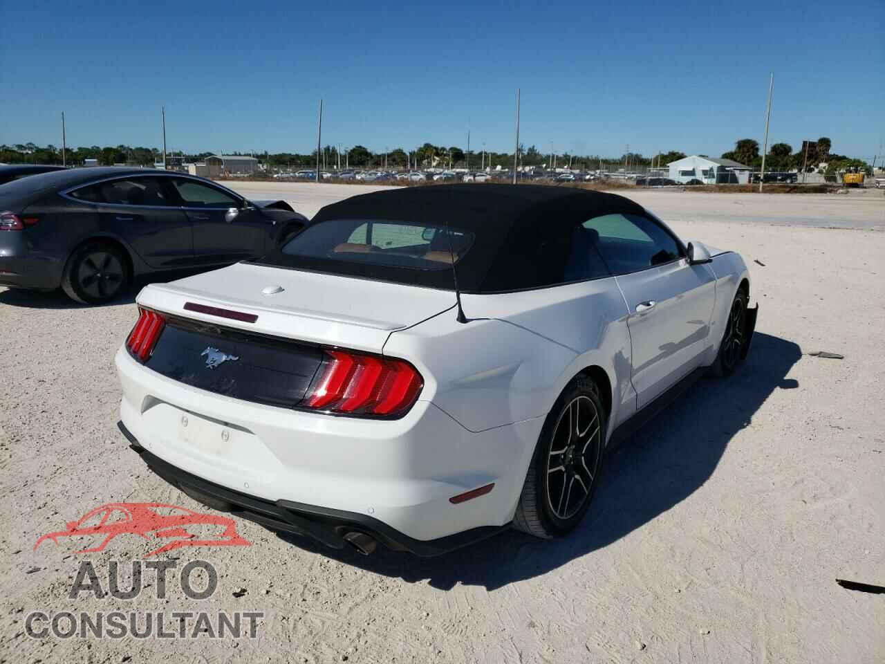 FORD MUSTANG 2018 - 1FATP8UH3J5109876