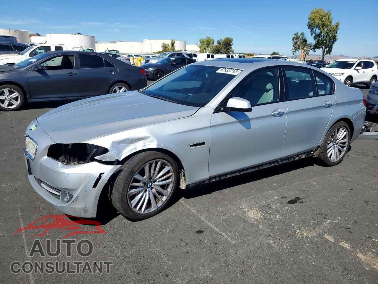 BMW 5 SERIES 2011 - WBAFR9C55BC599715